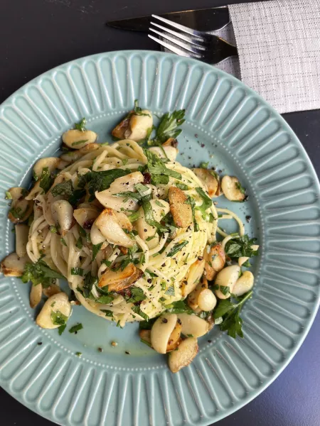 Spaghettini aglio, olio, e peperoncino